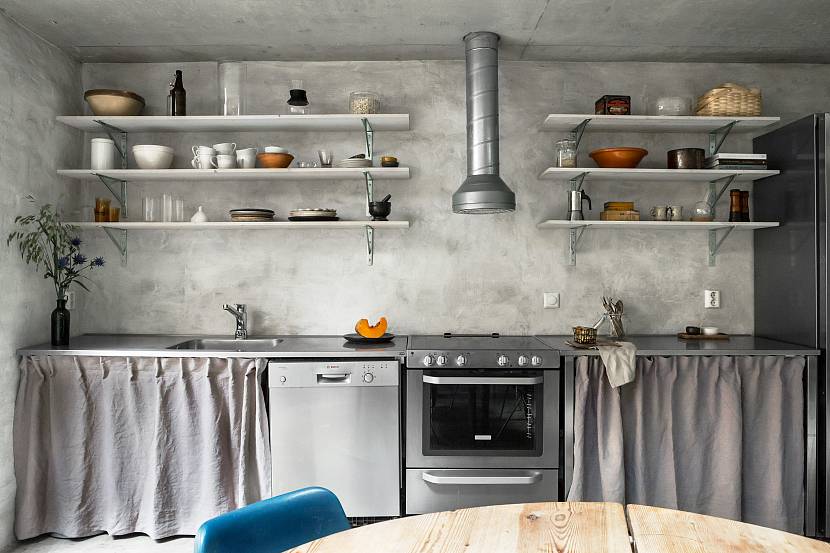 Гладкие поверхности отделки стен кухонь в стиле из серии «минимализм»