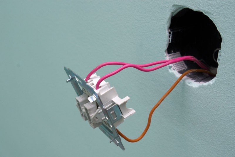 Как починить выключатель